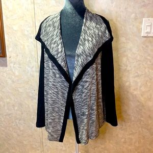 SUNDAY Light weight cardigan sweater